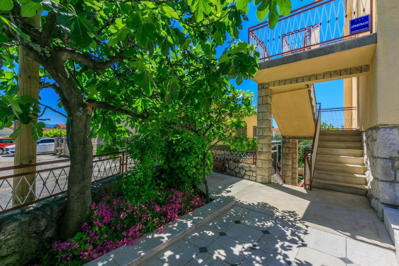 Apartments Mirena Crikvenica Luaran gambar