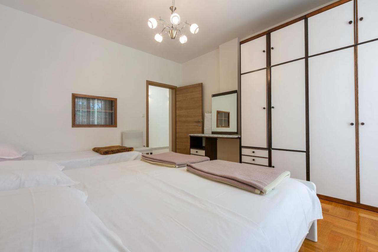 Apartments Mirena Crikvenica Luaran gambar